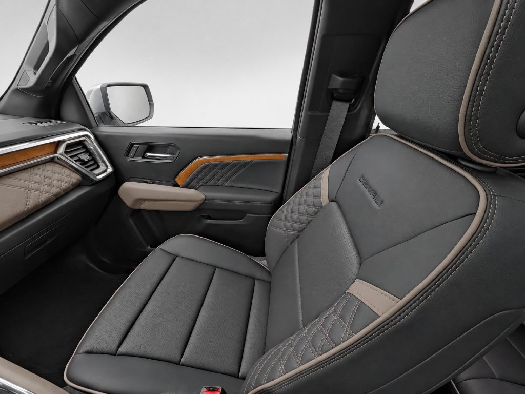 New 2026 GMC Canyon Denali w/ LPO, Black Badging Package AWD/4WD image 18