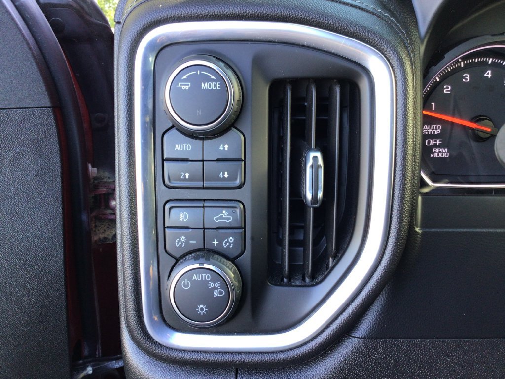 Used 2021 Chevrolet Silverado 1500 LT Trail Boss w/ Convenience Package II AWD/4WD image 25