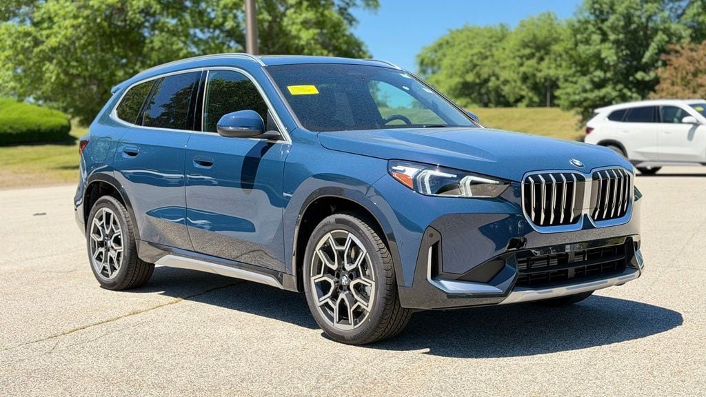 New 2026 BMW X1 xDrive28i w/ Convenience Package AWD/4WD image 8