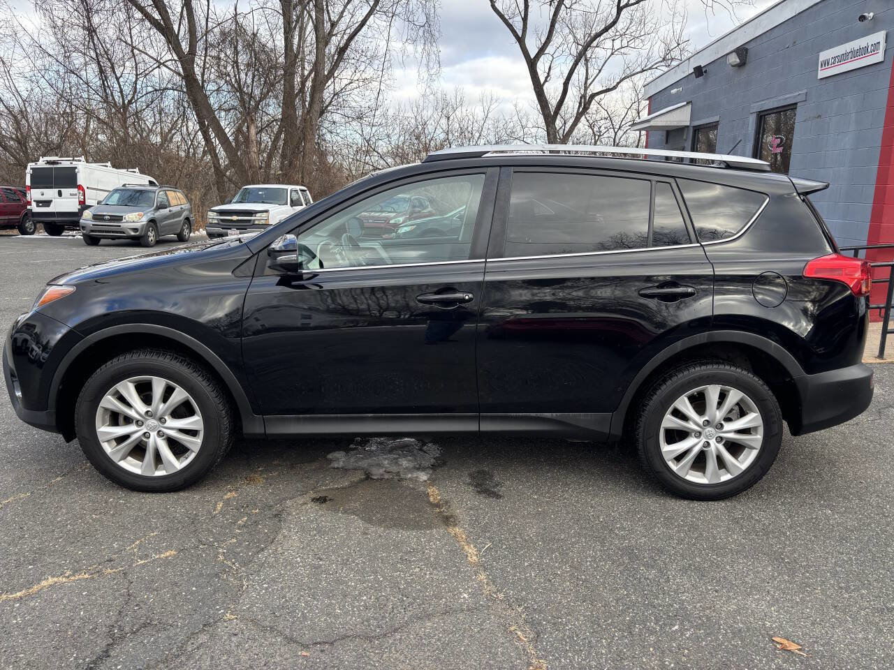 Used 2015 Toyota RAV4 Limited image 2