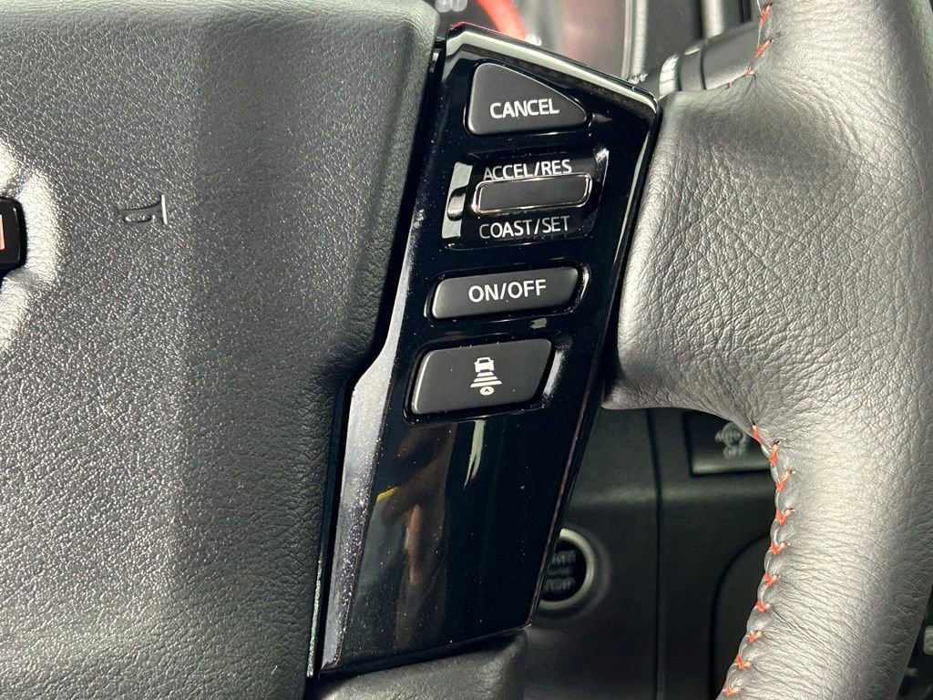 Used 2025 Nissan Frontier PRO-4X image 29