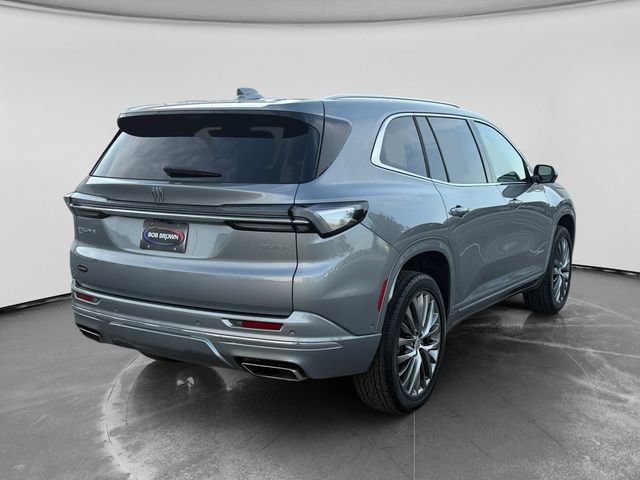Used 2025 Buick Enclave Avenir w/ Super Cruise Package AWD/4WD image 3