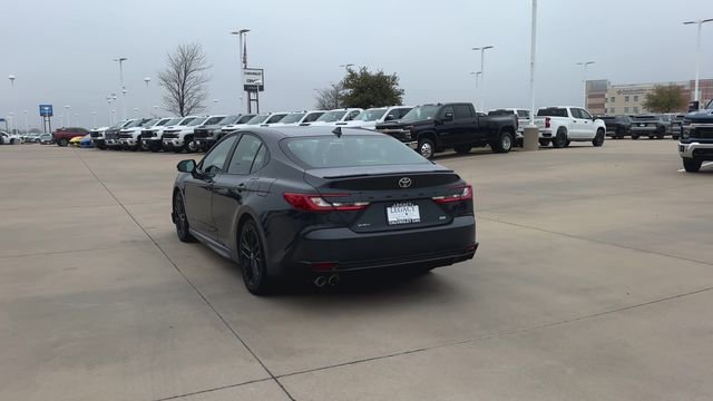 Used 2025 Toyota Camry SE image 8