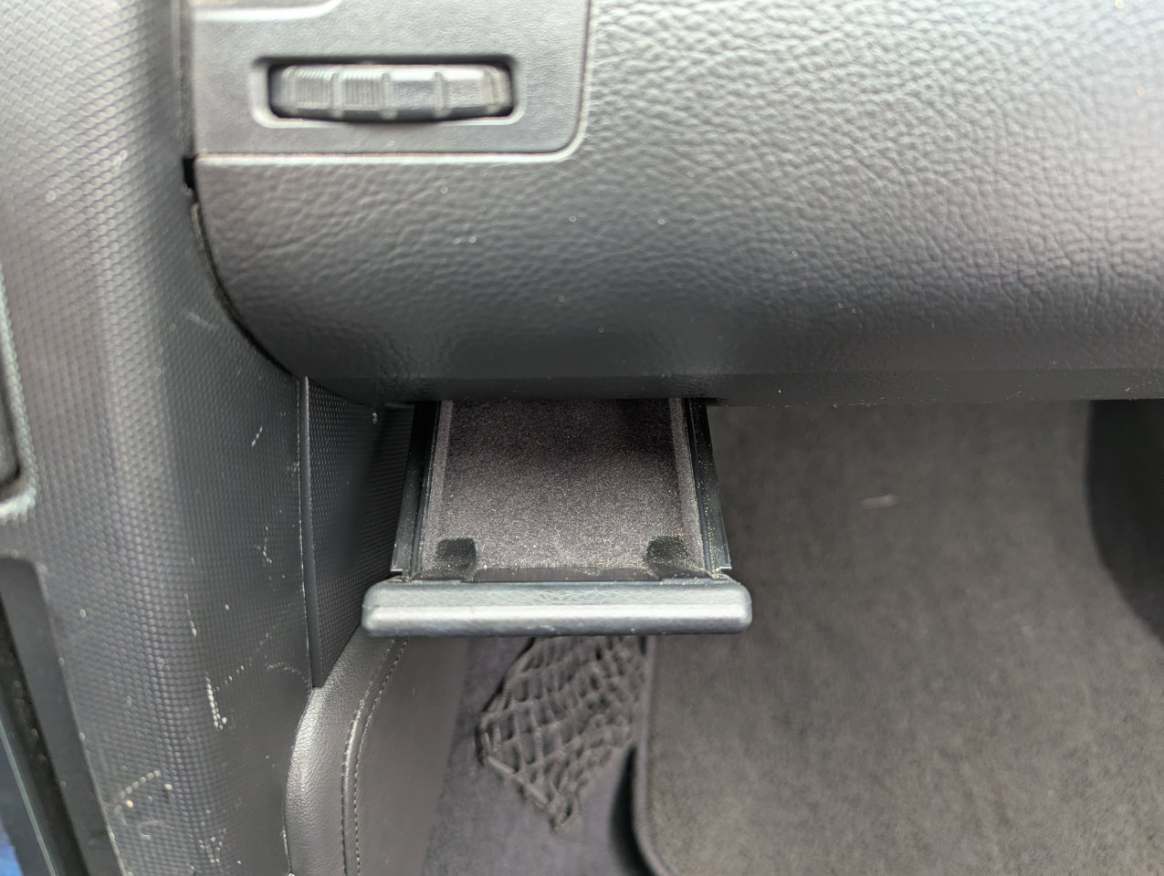 Used 2006 Nissan 350Z Touring image 36