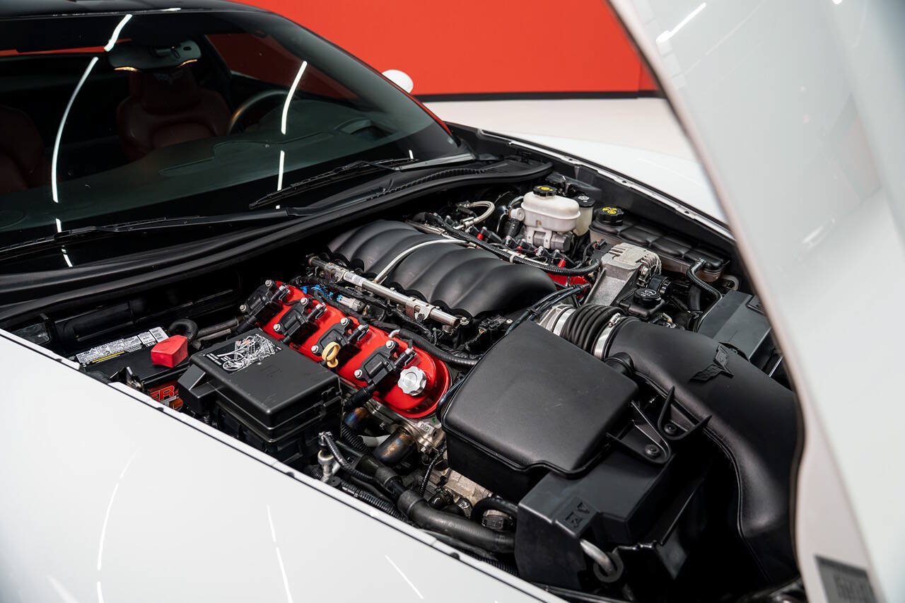 Used 2013 Chevrolet Corvette Grand Sport w/ 2LT Preferred Equipment Group RWD image 17