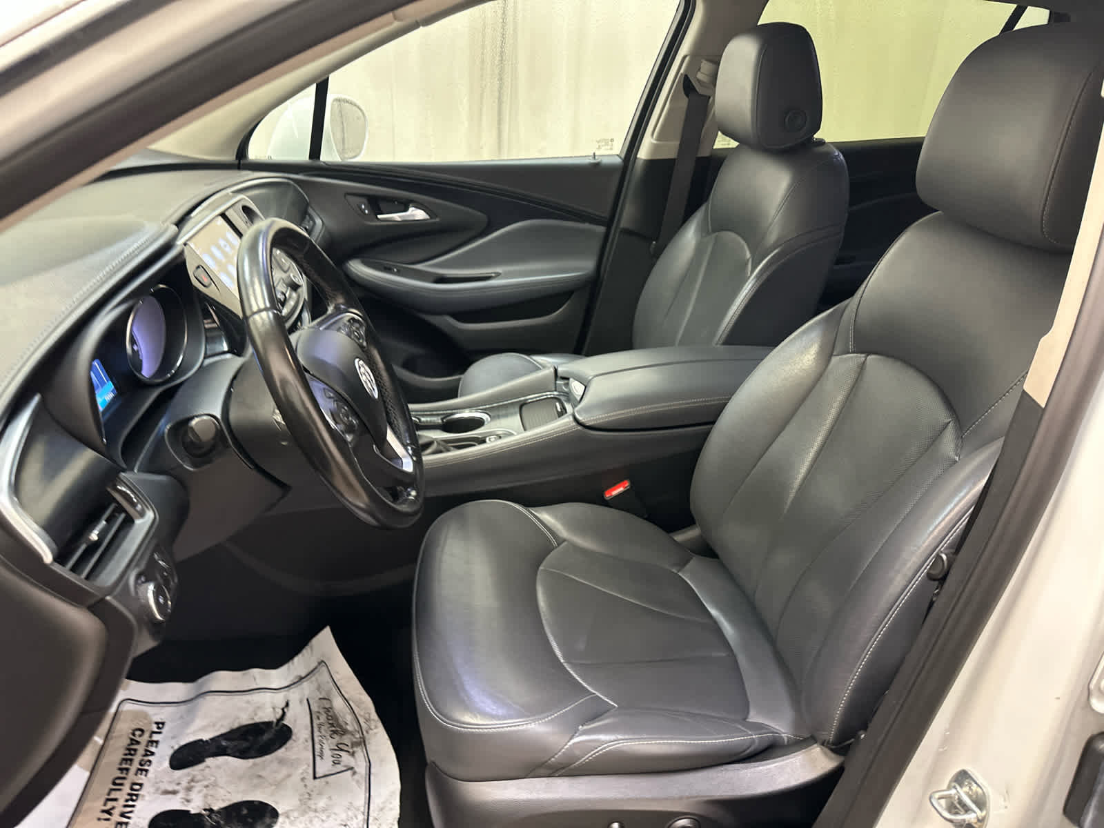 Used 2020 Buick Envision Essence FWD image 4