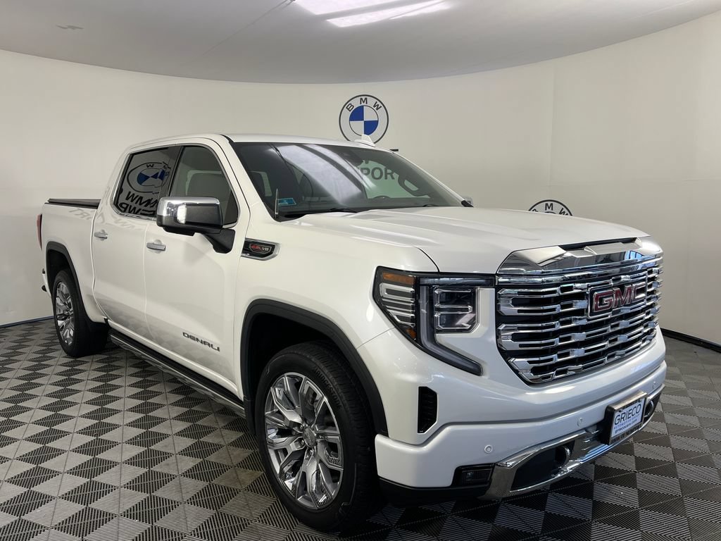 Used 2023 GMC Sierra 1500 Denali AWD/4WD image 1