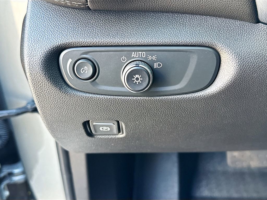 Used 2024 Chevrolet Blazer LT AWD/4WD image 26