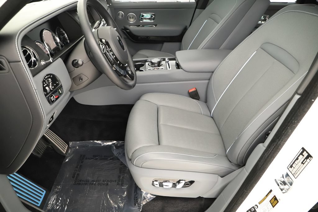 Used 2024 Rolls-Royce Cullinan w/ Cullinan Package AWD/4WD image 23