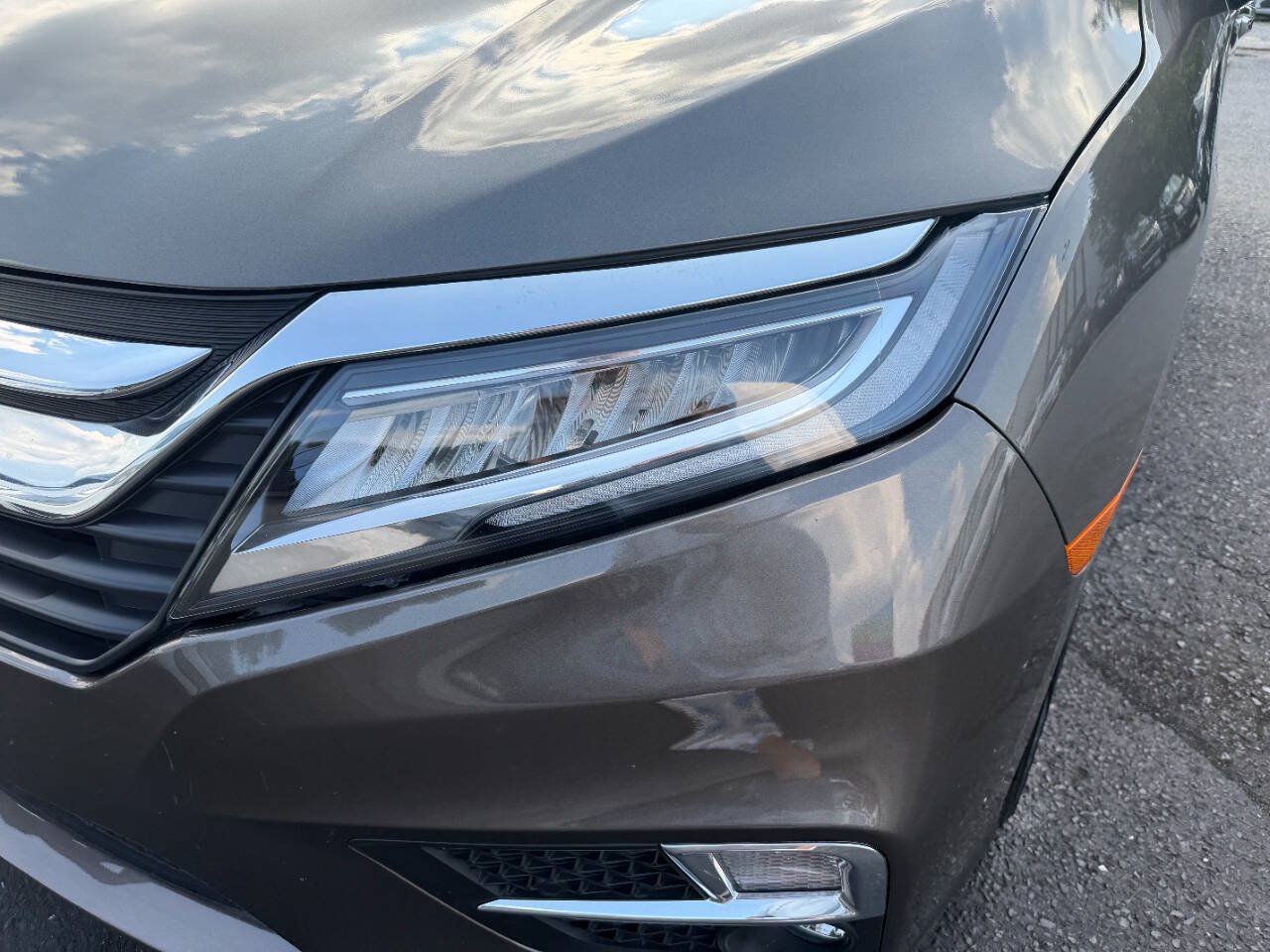 Used 2020 Honda Odyssey Touring image 2