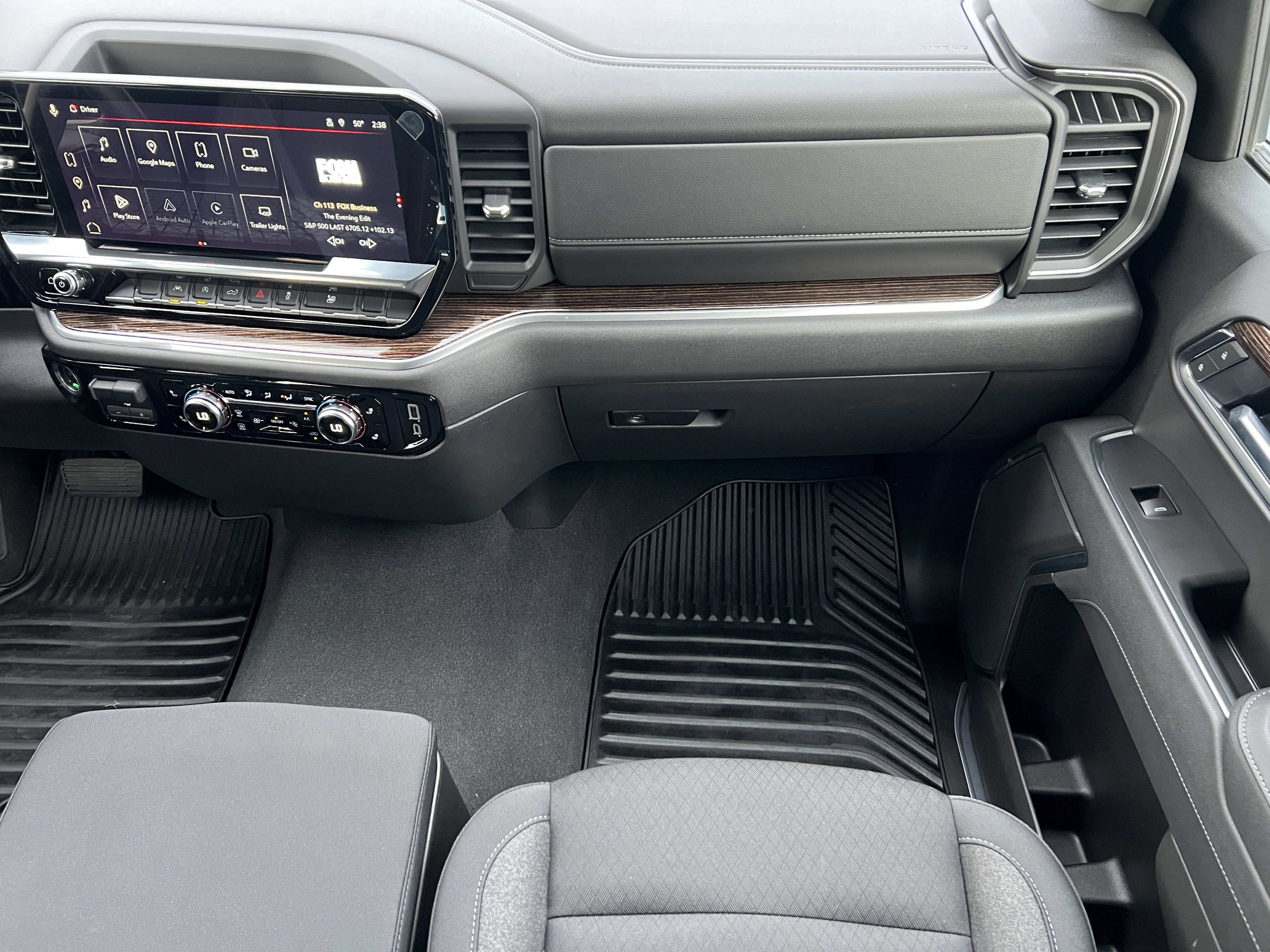 Used 2025 GMC Sierra 1500 Elevation image 34