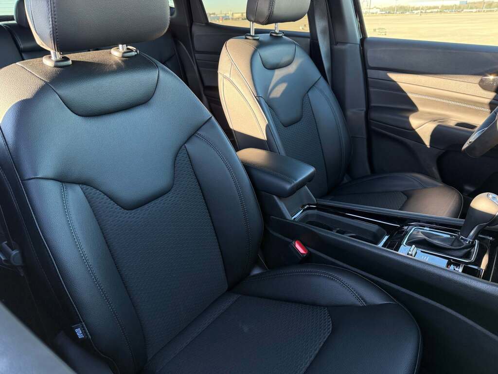 New 2026 Jeep Compass Latitude image 19