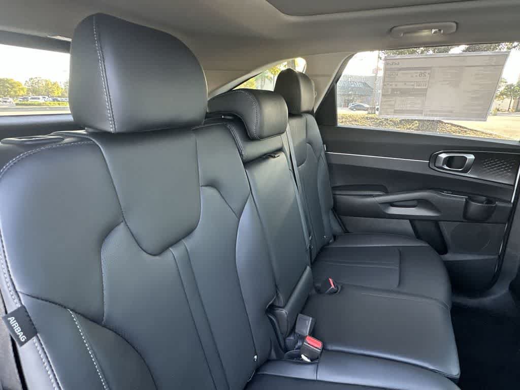Certified 2026 Kia Sorento S w/ S Panoramic Sunroof Package FWD image 26