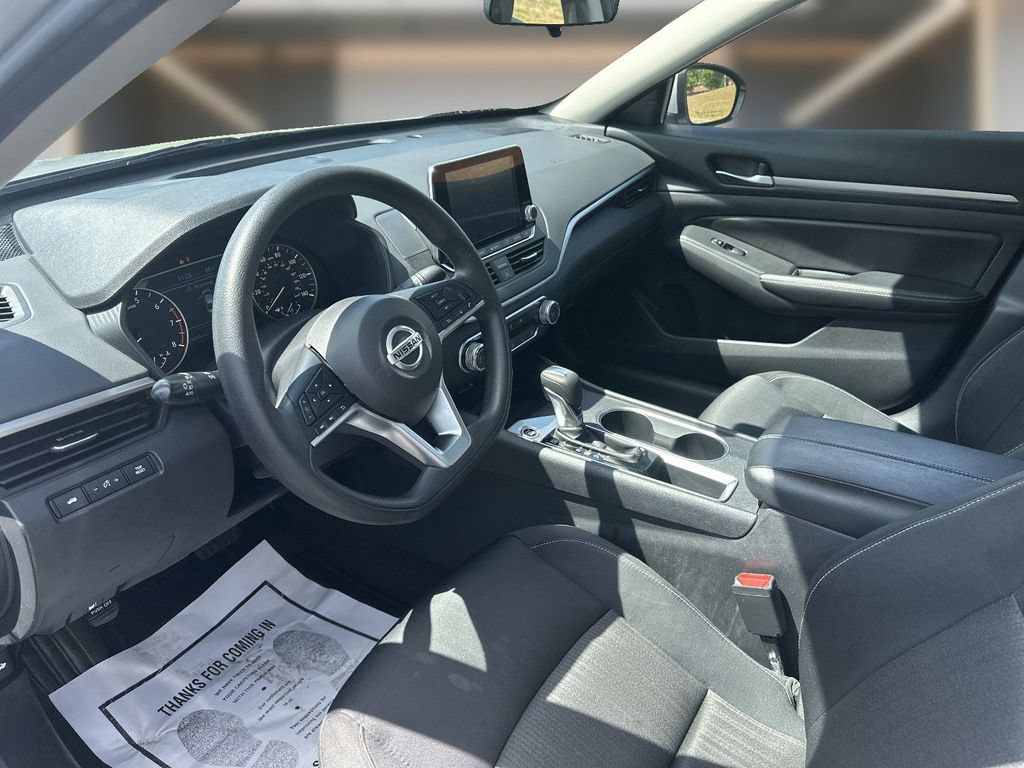 Used 2022 Nissan Altima 2.5 SV FWD image 7