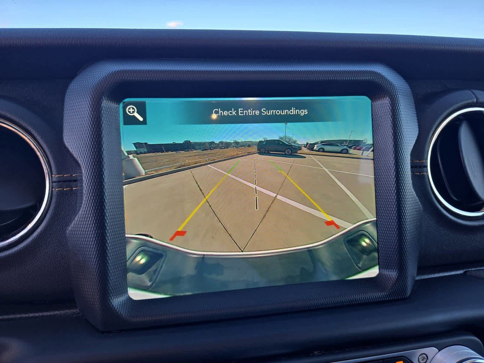 Used 2023 Jeep Gladiator Overland image 26
