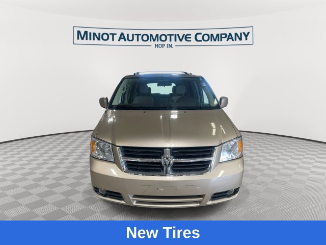 Used 2009 Dodge Grand Caravan SXT w/ Flexible Seating Group FWD image 3