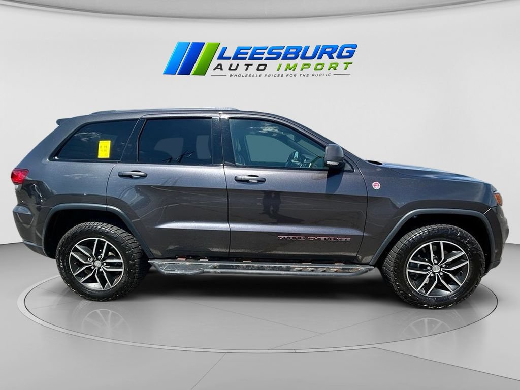 Used 2017 Jeep Grand Cherokee Trailhawk AWD/4WD image 6