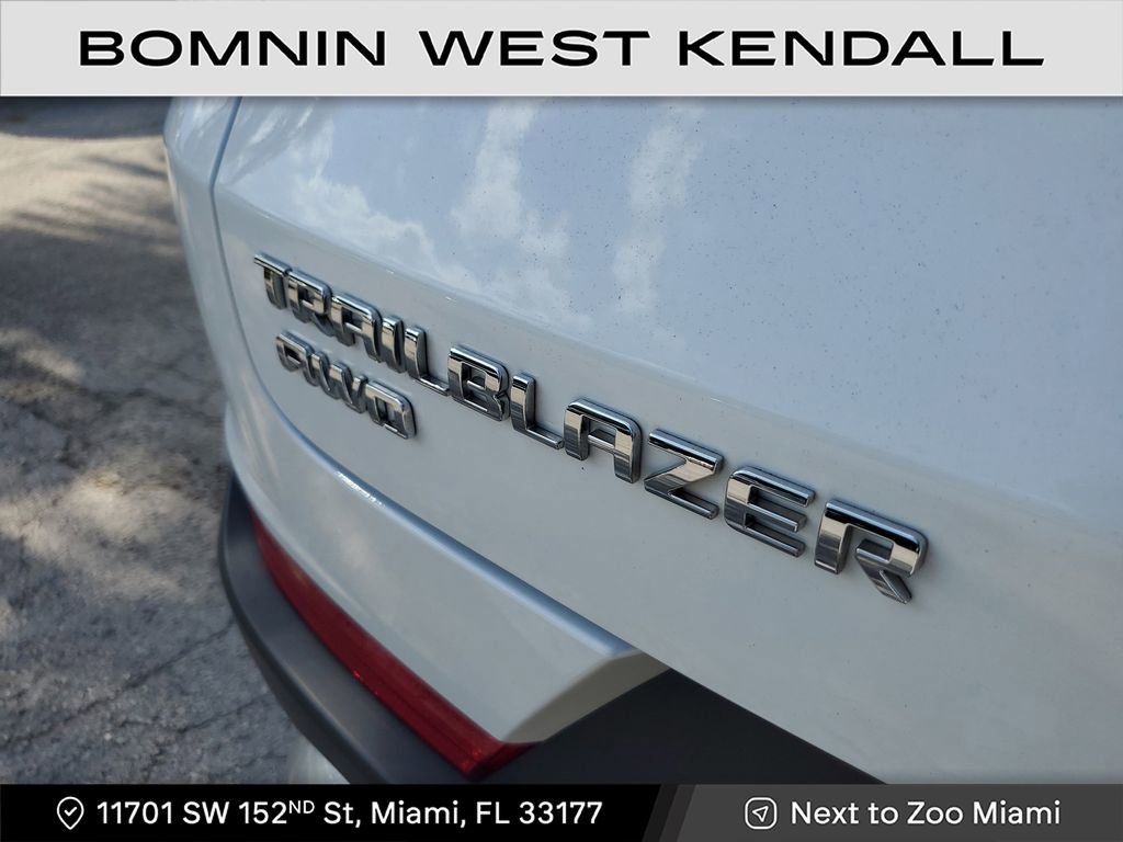 Used 2023 Chevrolet TrailBlazer LT w/ Convenience Package image 12