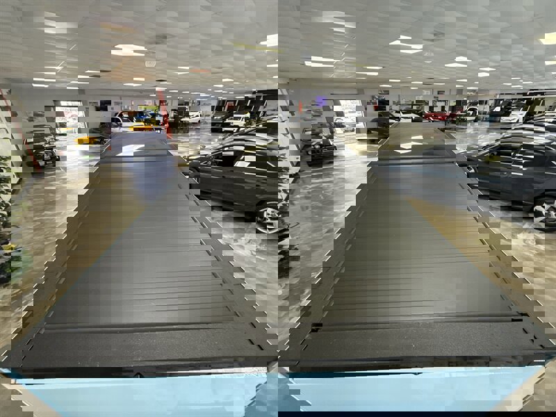 Used 2024 Tesla Cybertruck AWD Crew Cab image 32