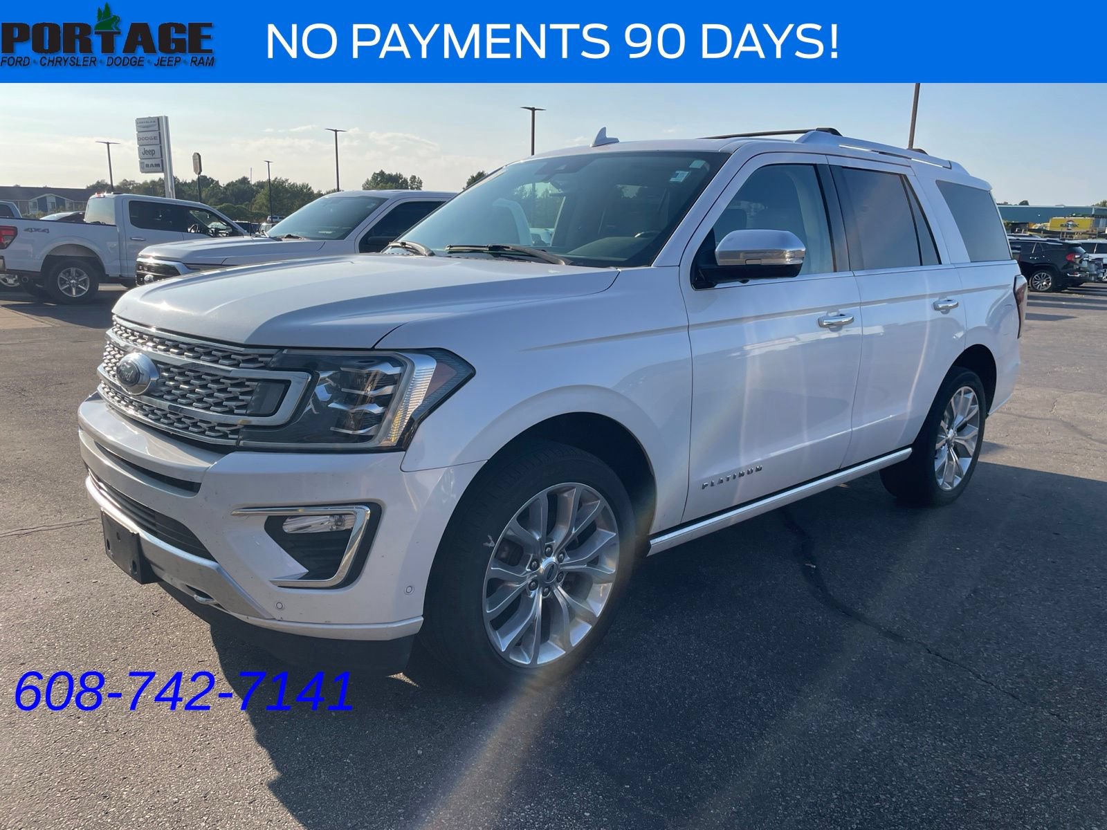 Used 2019 Ford Expedition Platinum AWD/4WD image 3