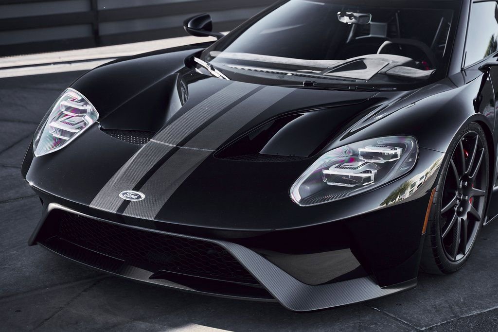 Used 2020 Ford GT Carbon Series image 7