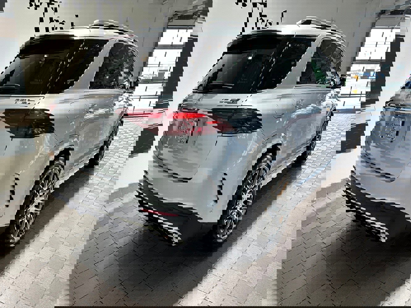 Certified 2024 Mercedes-Benz GLE 63 AMG S image 4