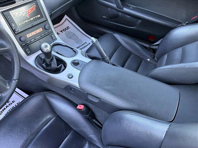 Used 2005 Chevrolet Corvette w/ Preferred Equipment Group image 11