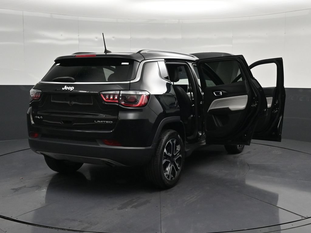 Used 2023 Jeep Compass Limited AWD/4WD image 36