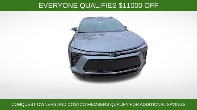 New 2025 Chevrolet Blazer EV RS image 12