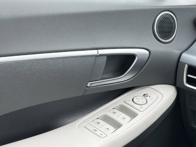 New 2026 Hyundai Sonata SE FWD image 24