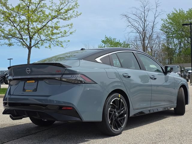 New 2026 Nissan Sentra SR w/ SR Premium Package FWD image 18