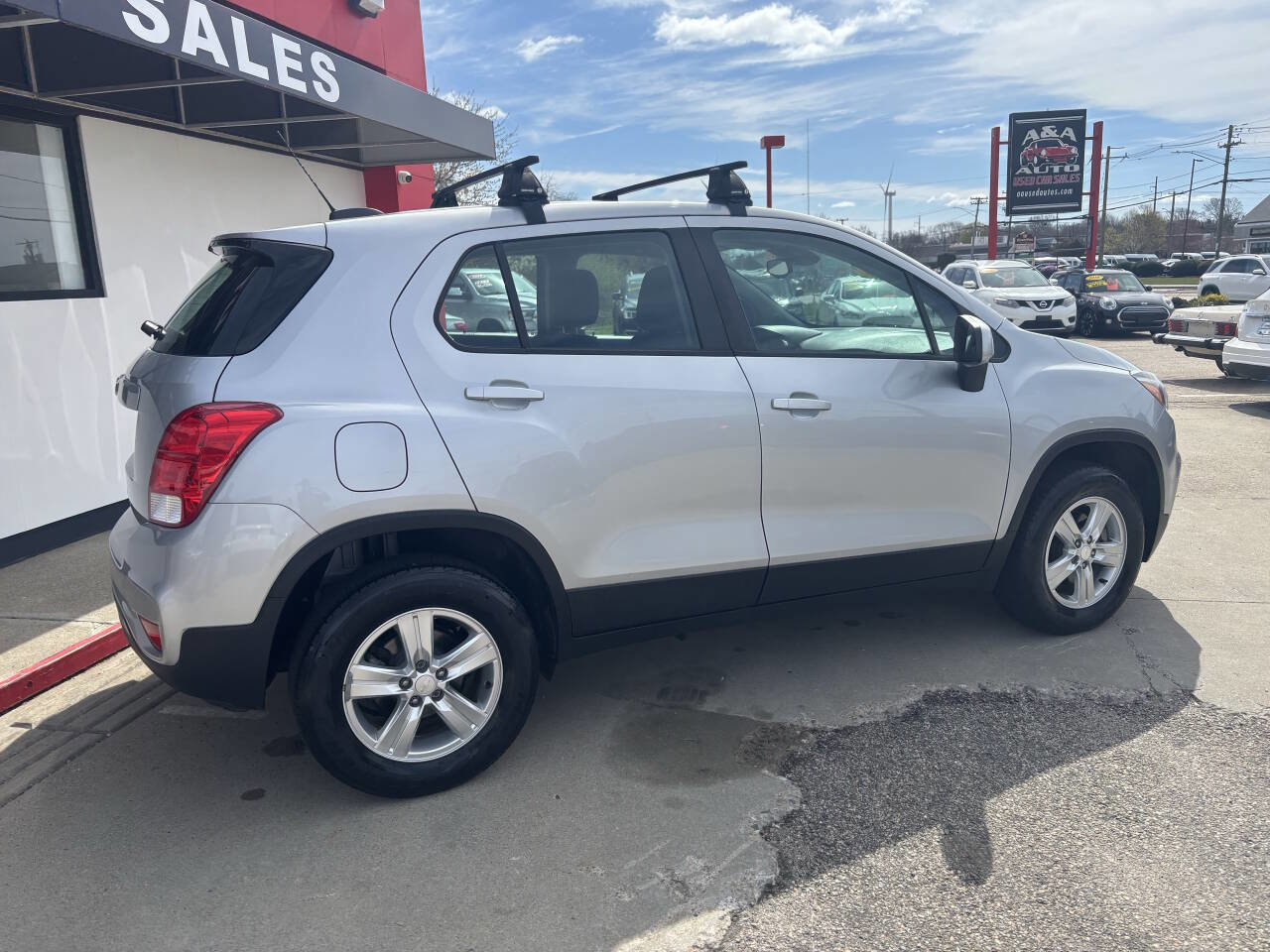 Used 2018 Chevrolet Trax LS AWD/4WD image 5