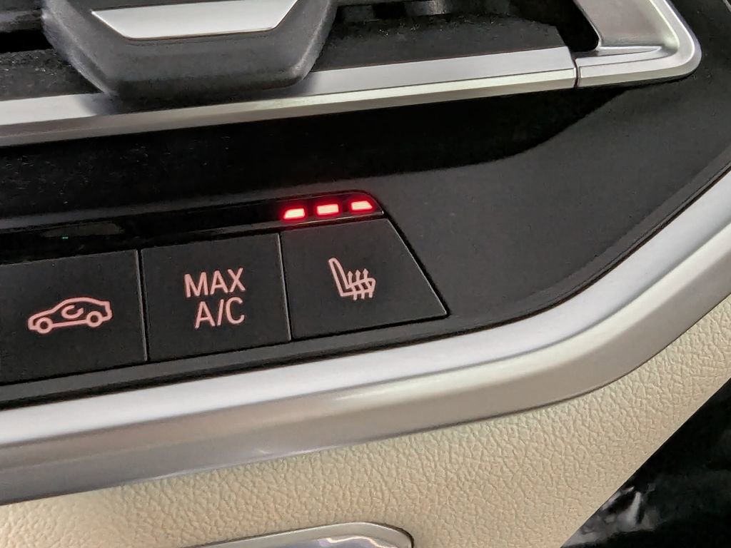 Used 2021 BMW X5 xDrive45e w/ Premium Package image 23