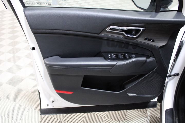 Used 2023 Kia Sportage X-Pro image 16