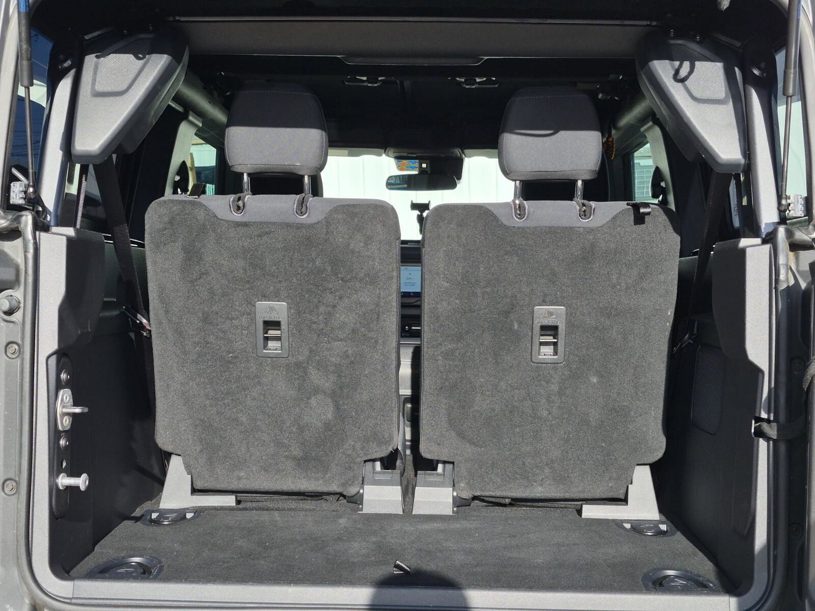 Used 2023 Ford Bronco 2-Door w/ Sasquatch Package image 8
