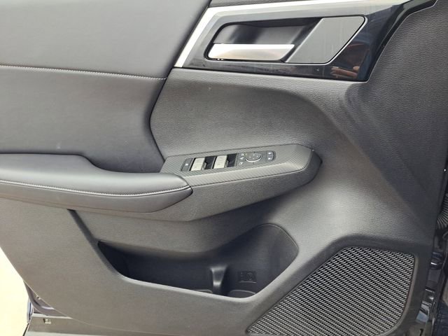 Used 2024 Mitsubishi Outlander Ralliart image 17