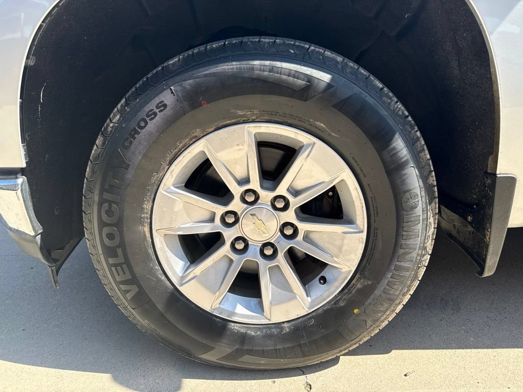 Used 2019 Chevrolet Silverado 1500 LT RWD image 3