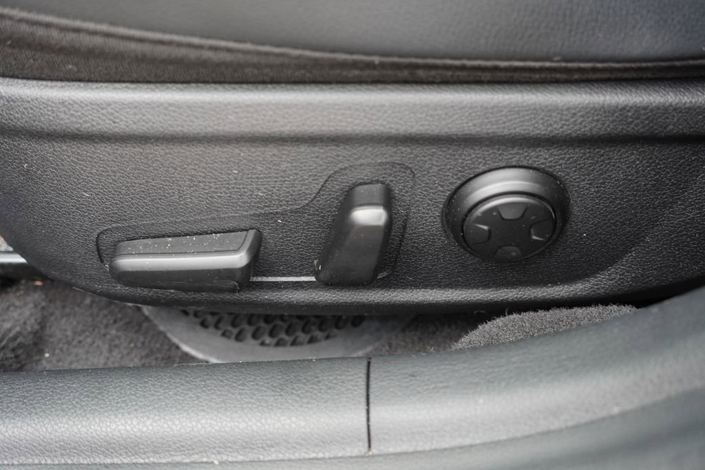 Certified 2020 Kia Stinger GT1 image 24