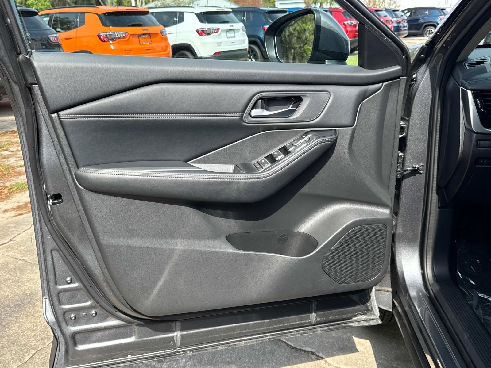 Used 2026 Nissan Rogue SL image 16