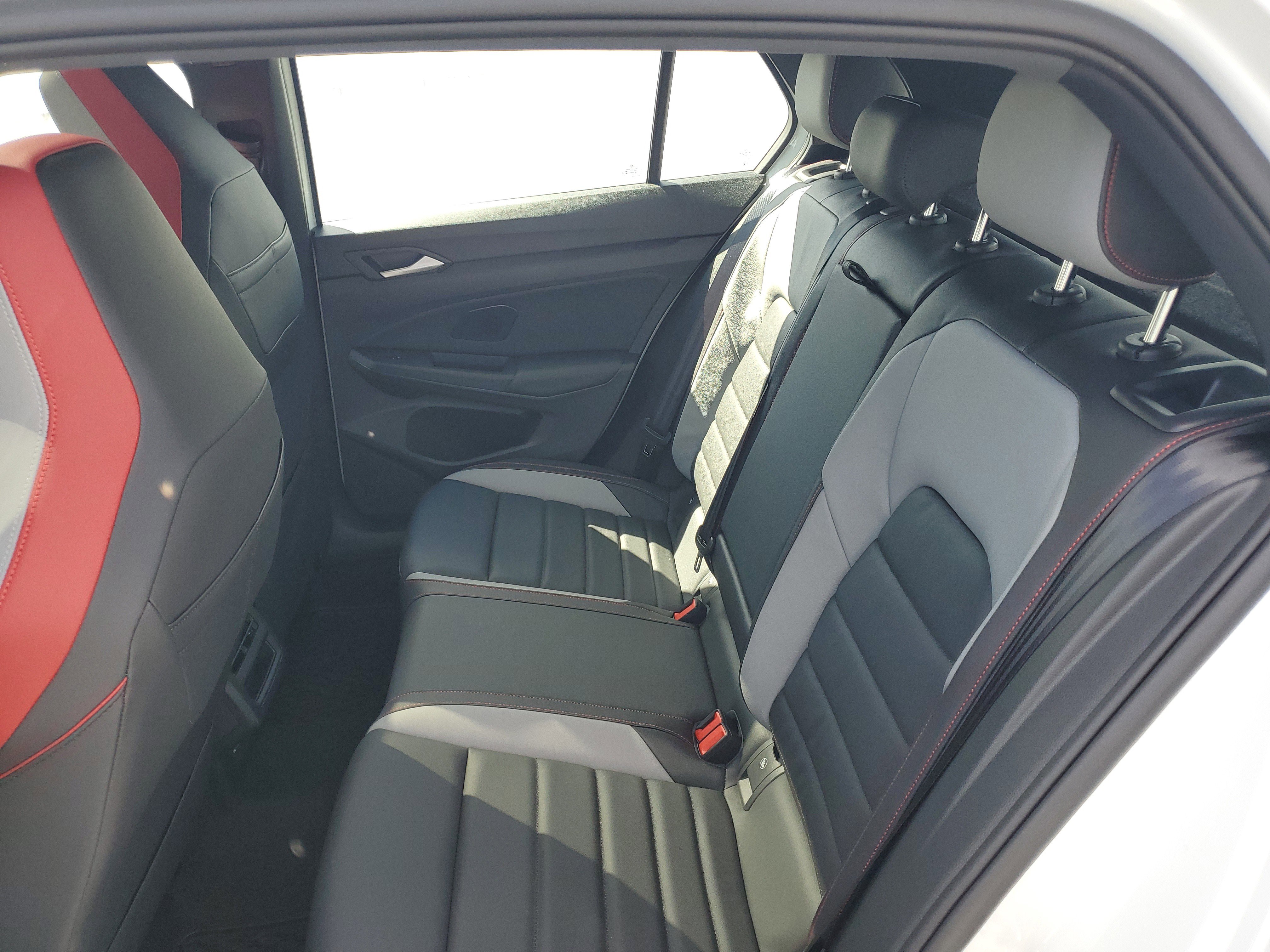 New 2025 Volkswagen GTI SE image 8