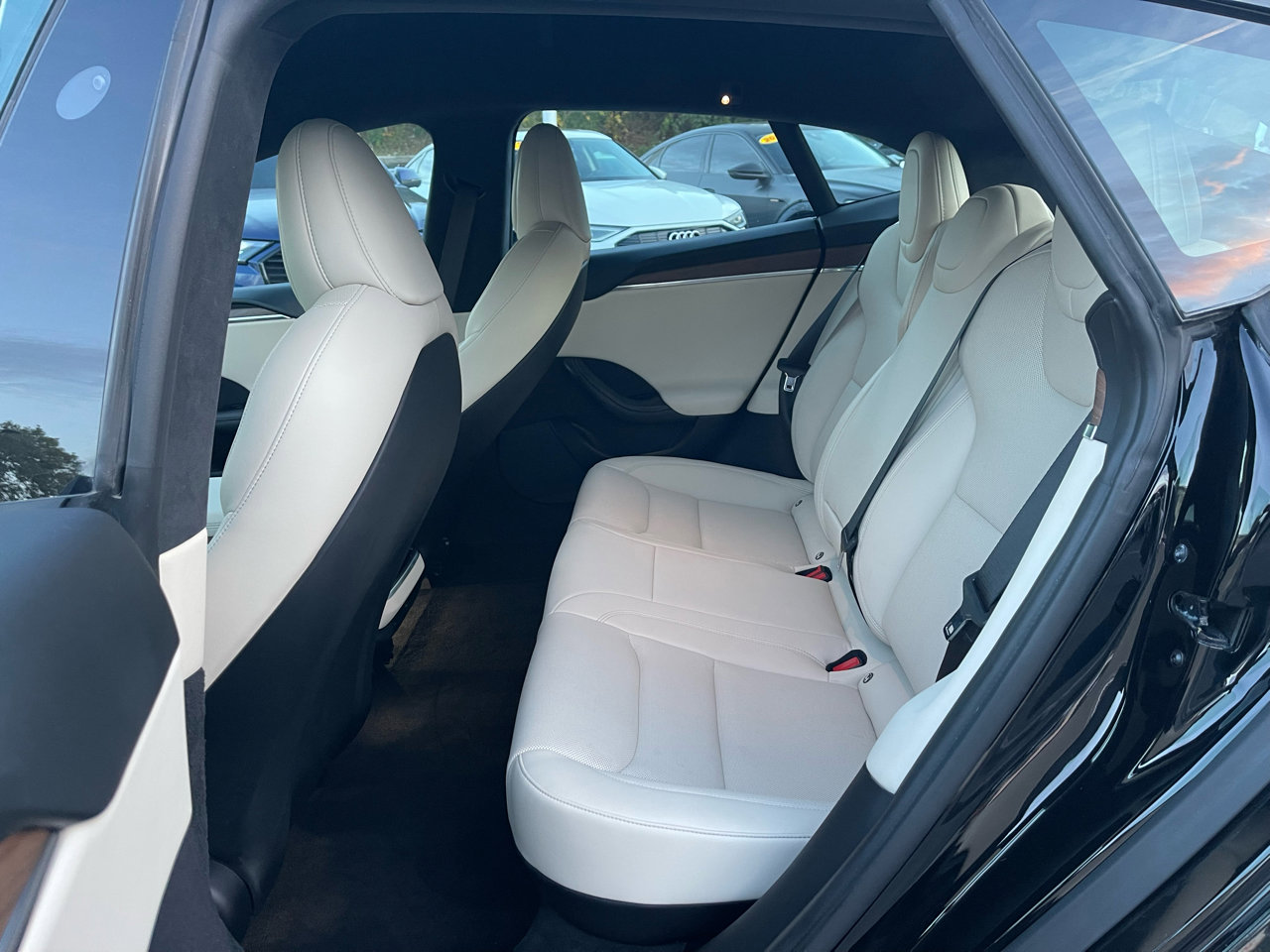 Used 2022 Tesla Model S Long Range image 24