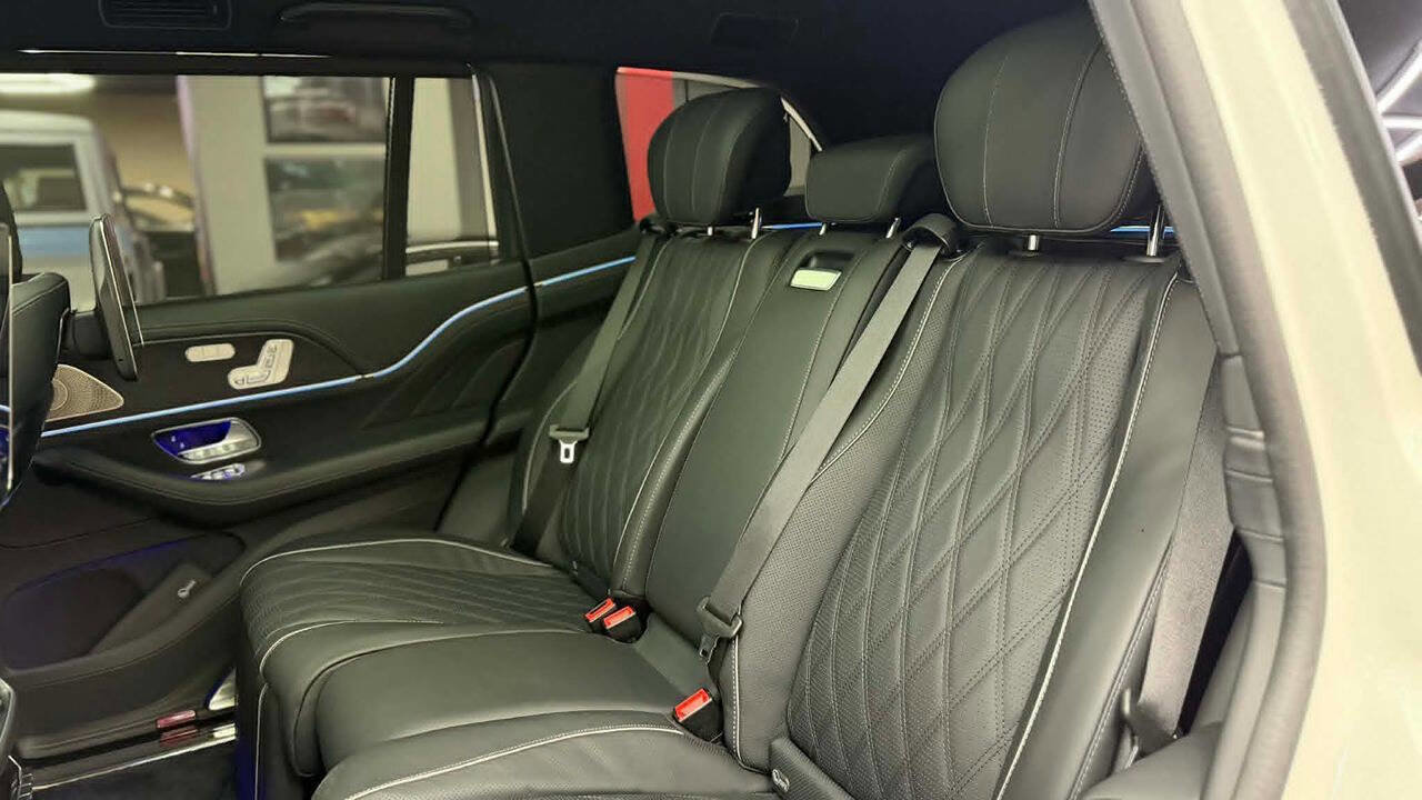 Used 2026 Mercedes-Benz Maybach GLS 600 4MATIC image 20