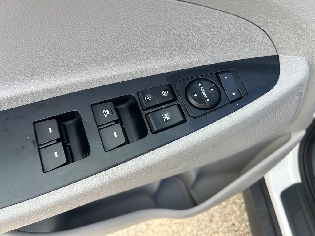 Used 2019 Hyundai Tucson Value AWD/4WD image 18