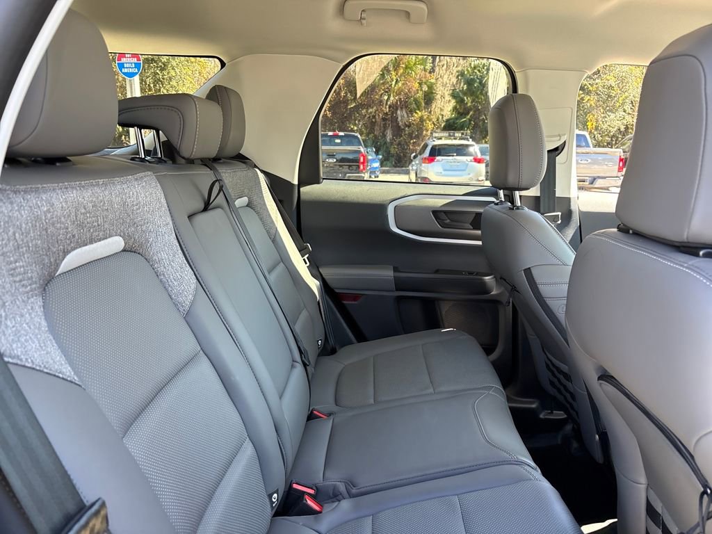 Used 2025 Ford Bronco Sport Badlands image 28