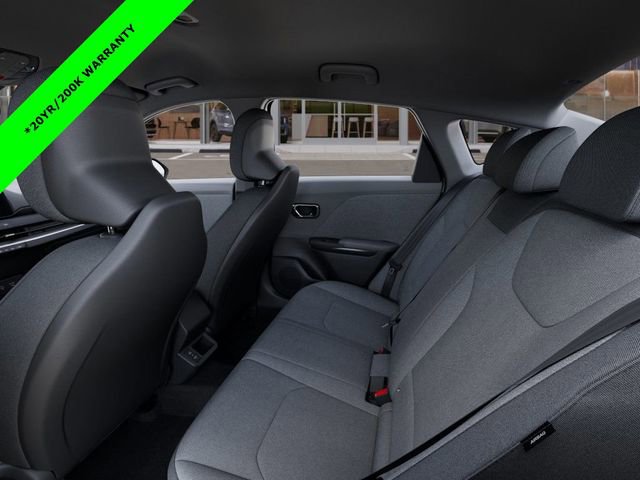 New 2025 Kia K4 LXS image 18