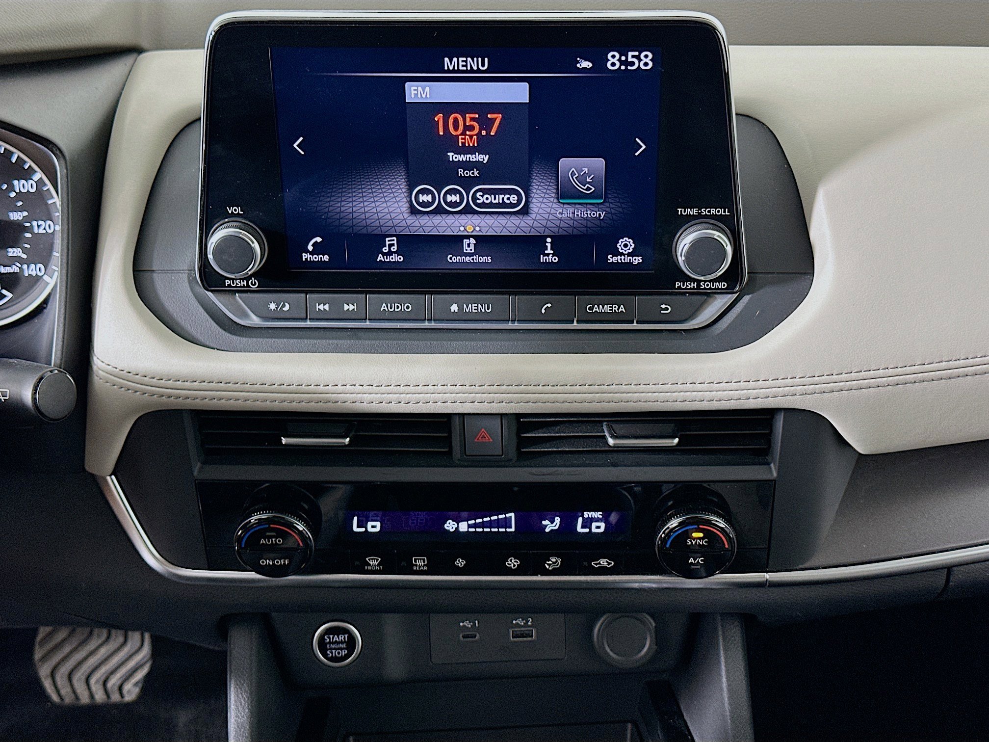 Used 2023 Nissan Rogue SV image 23