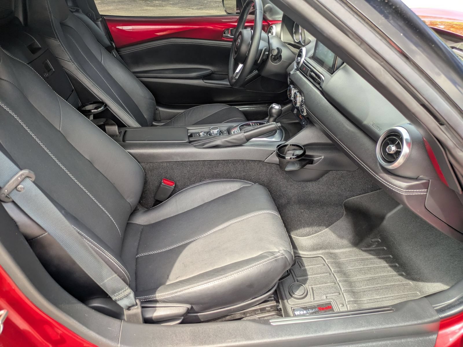 Used 2023 MAZDA MX-5 Miata Grand Touring RWD image 24