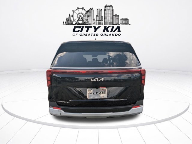 New 2026 Kia Carnival FWD image 5
