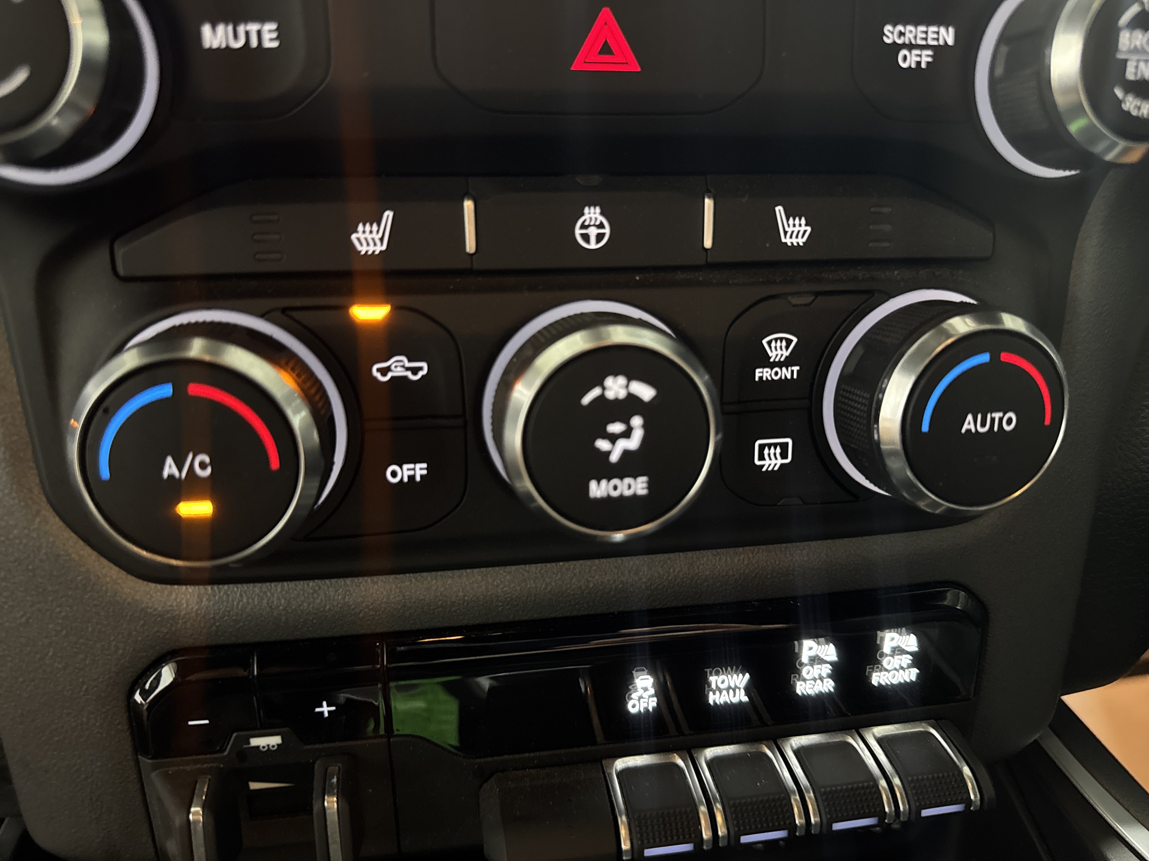 Used 2021 RAM 1500 Big Horn AWD/4WD image 22