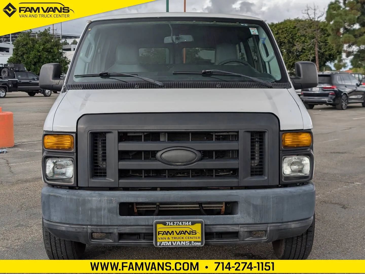 Used 2014 Ford E-350 and Econoline 350 XL w/ Power Windows & Locks Group image 3